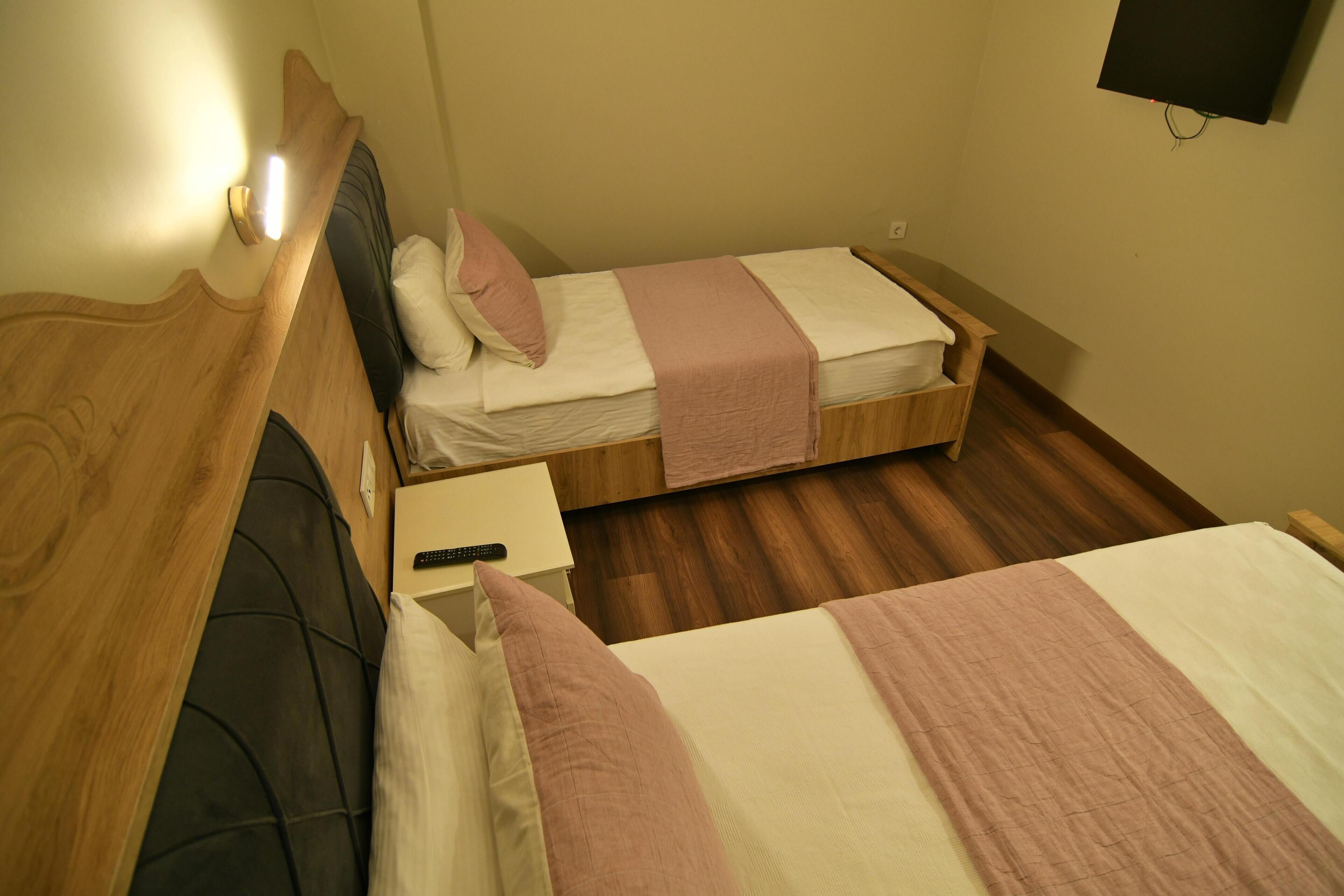 family room | 1 bedroom, egyptian cotton sheets, premium bedding, free minibar items