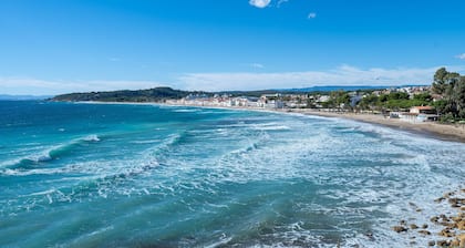 Holiday Home 'Ca La Montse' with Sea View, Private Terrace and Wi-Fi