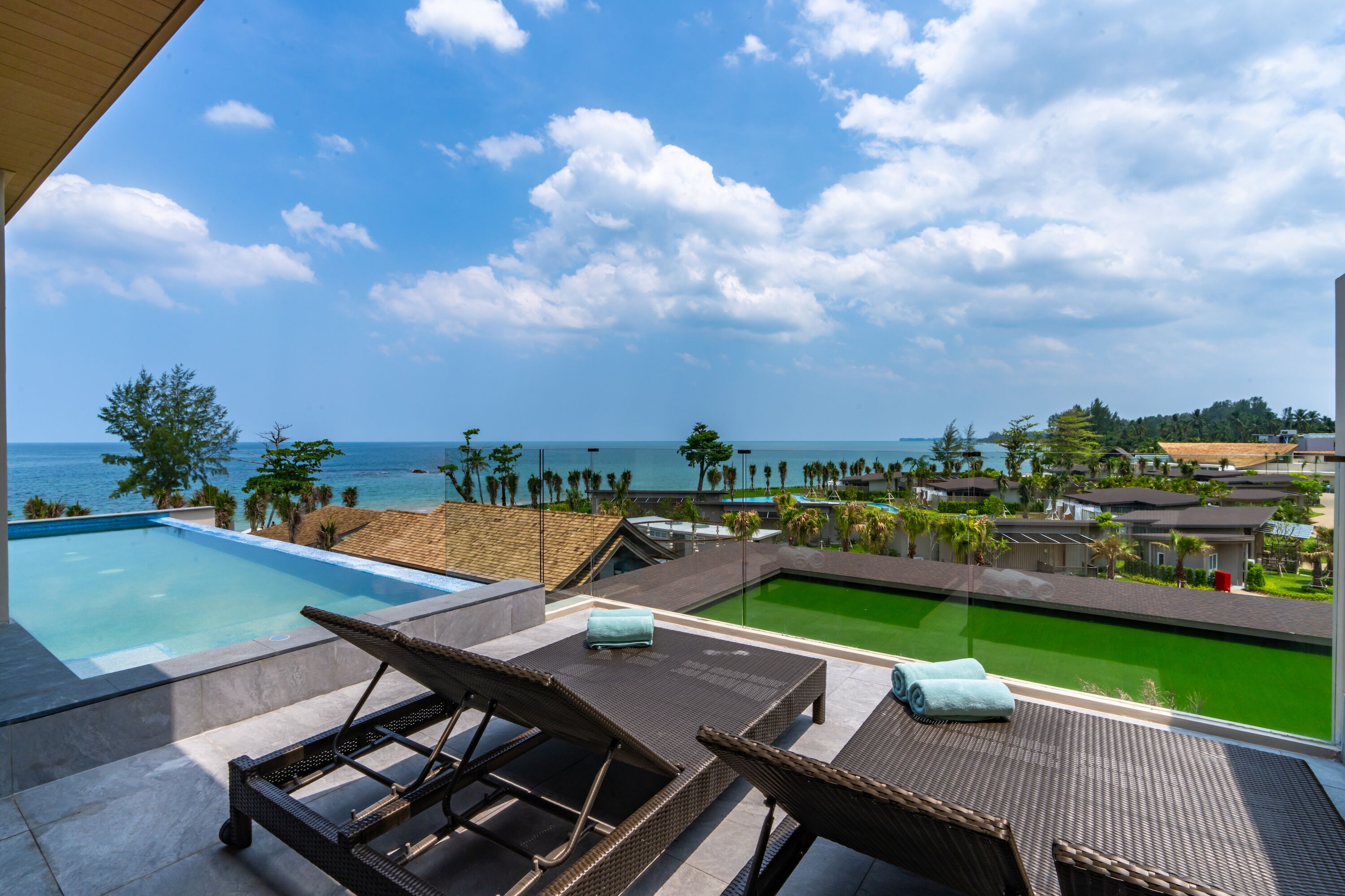 Seaview Family Pool Suite | Terrace/patio