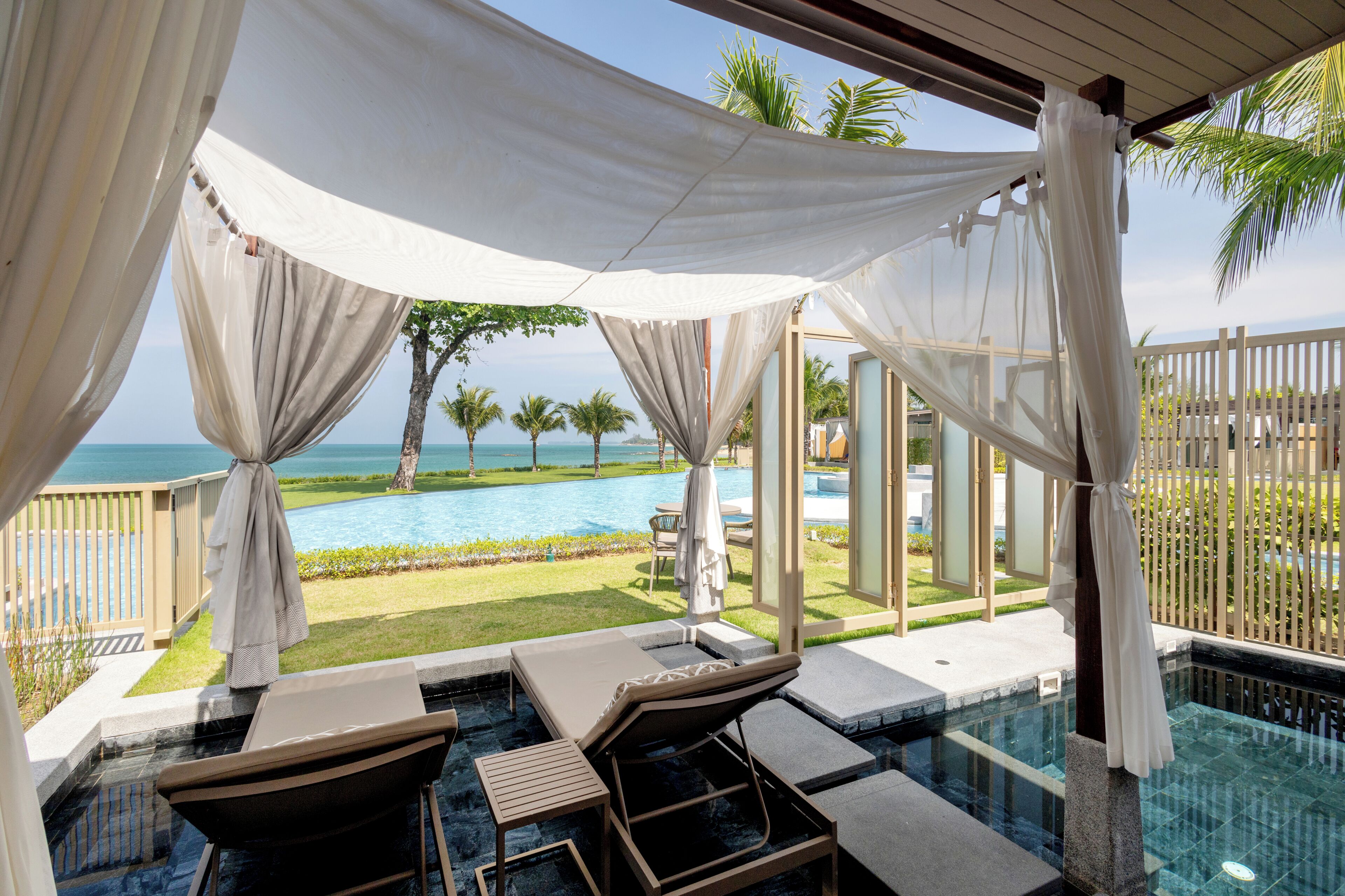 Seafront Pool Villa In Love Adult Only | มินิบาร์, โต๊ะทำงาน, ห้องเก็บเสียง, Wi-Fi ฟรี
