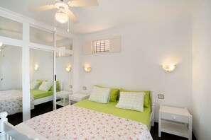 2 عدّة غرف نوم ومكواة/لوح كي وواي فاي مجانًا وملاءات أسرّة