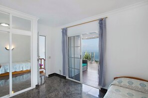 2 dormitoris, planxa i posts de planxar, wifi gratuïta i roba de llit 