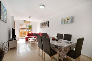 Dining - Vacation Apartment 'Beach Front Puertito' with Shared Pool, Private Terrace and Wi-Fi (Güimar)