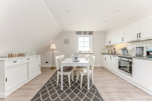 Fridge, oven, stovetop, dishwasher - Appartement Nordlicht (Wenningstedt-Braderup (Sylt))