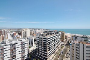 Exterior - Holiday Apartment "Beach with Sea View" with Ocean View and Balcony (Portimão)