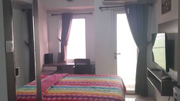 Premier Apartment | 1 bedroom, desk, free WiFi
