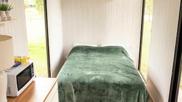 1 camera, Wi-Fi, lenzuola