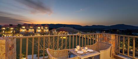 Aravali View Rooms With Private Balcony | 陽台