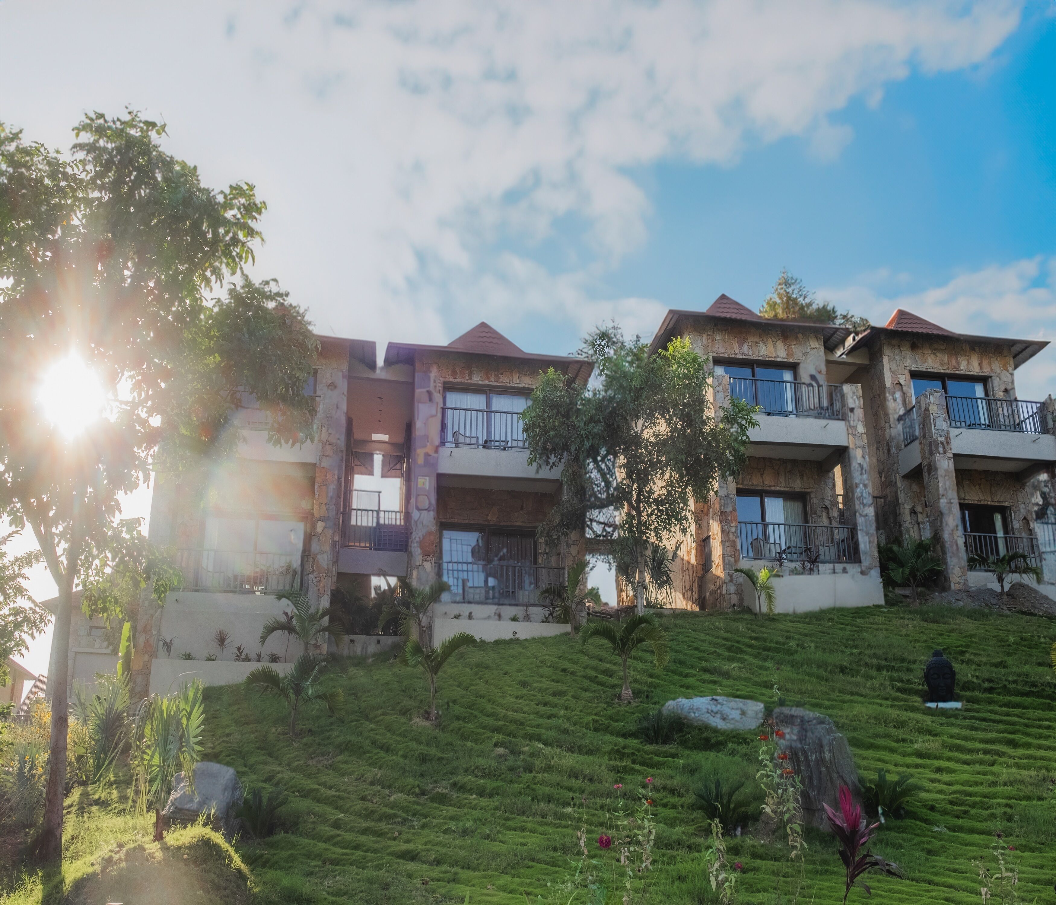 Fachada de la propiedad