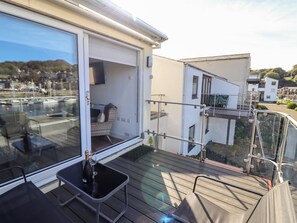 Property grounds - Sea Breeze (Porthmadog)