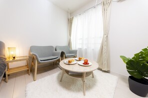 Rom, ikke-røyk (RT302) | 1 soverom, skrivebord, blendingsgardiner og lydisolert