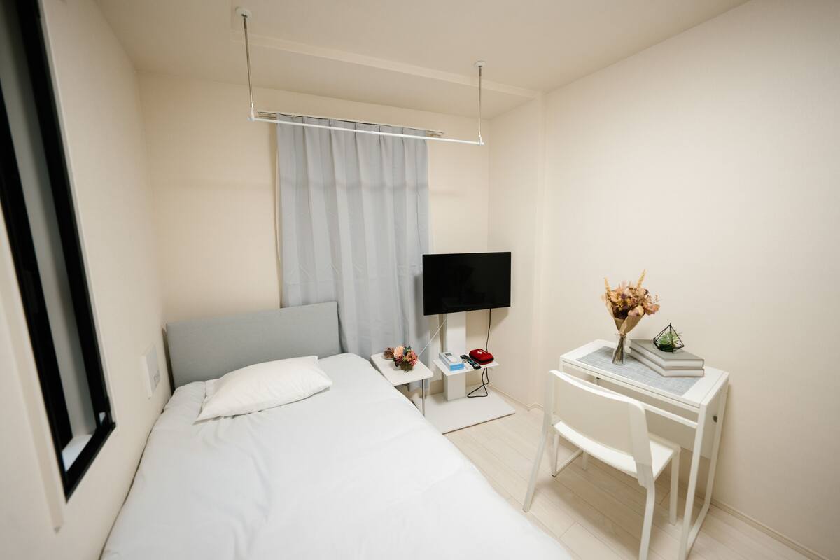1 chambre, bureau, rideaux d’obscurcissement, système d’insonorisation
