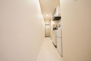 1 chambre, bureau, rideaux occultants, chambres insonorisées