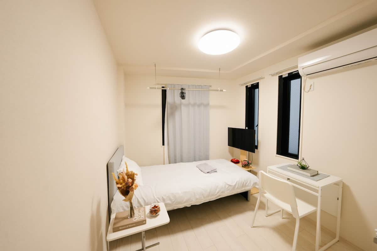1 chambre, bureau, rideaux d’obscurcissement, système d’insonorisation