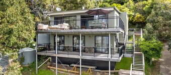 Omaroo - Oceanfront Escape in Wye River