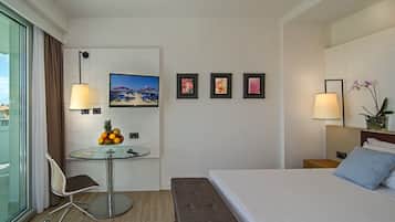 Camera Junior Suite | Minibar, Zimmersafe, Schreibtisch, laptopgeeigneter Arbeitsplatz