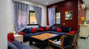 Smart-TV, Kamin, Videospiele