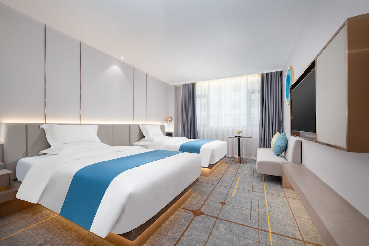 Superior kamer, 1 twee- of 2 eenpersoonsbedden, 2 tweepersoonsbedden | Verduisterende gordijnen, een strijkplank/strijkijzer, gratis wifi