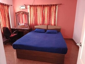 3 chambres, draps fournis