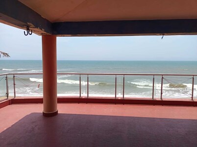  Next to the beach. Swimming pool.safe for family.beautiful sunraise & sunset 
 