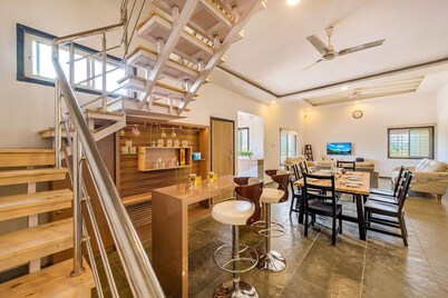 CosmicStays Rajgad Vista - Stay & play