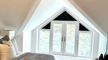 2 slaapkamers, een strijkplank/strijkijzer, wifi, beddengoed