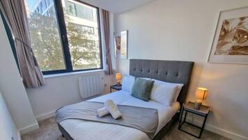 1 bedroom, iron/ironing board, travel cot, WiFi