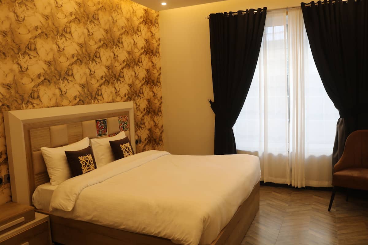 Standard Single Room | 2 bedrooms, free WiFi