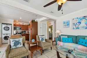 TV - Clearwater Beach Cottages 13&15H / Steps to Beach | Beach Gear Included! (Beachside Cottages)