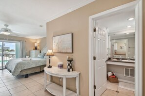 7 bedrooms, iron/ironing board, WiFi, bed sheets