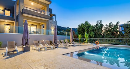 Chris & Stratos villa with private pool and playground for kids!