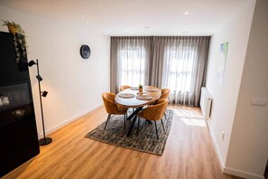Dining - Exclusive 70m² Apartment with Terrace (WE-39-E) (Tiel)