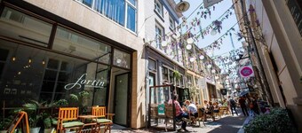 Boutique Chic 55m2 Apartment with Terrace (DB-6-A)