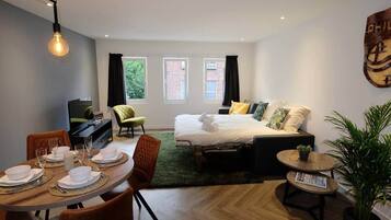 1 bedroom, iron/ironing board, WiFi, bed sheets