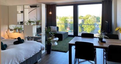 Fantastic Studio with free private car parking