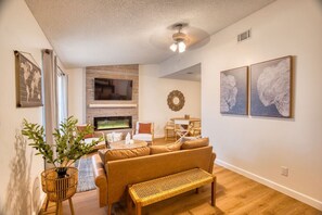 TV connectée, cheminée