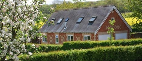 Cottage | Exterior