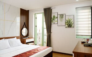 Deluxe Double Room, 1 King Bed | Individually furnished, desk, free WiFi - Hoang Long Hotel Phu Quoc (Phu Quoc)