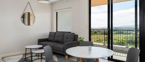 Klassiek appartement | Dineren op de kamer