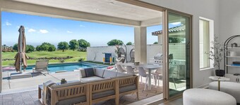 Champions getaway w/spectacular golf course views!