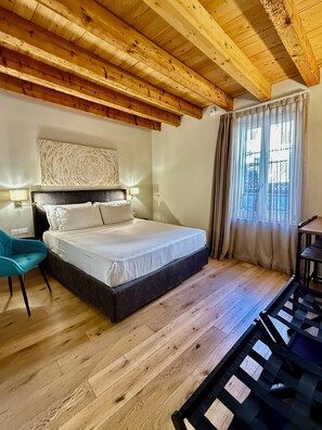 Superior resortwoning | 1 slaapkamer, luxe beddengoed, donsdekens, pillowtop-bedden
