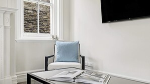 Unclassified image, 2 of 24, button - Beautiful Abode In Fulham Broadway (London)
