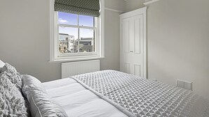 Unclassified image, 5 of 24, button - Beautiful Abode In Fulham Broadway (London)