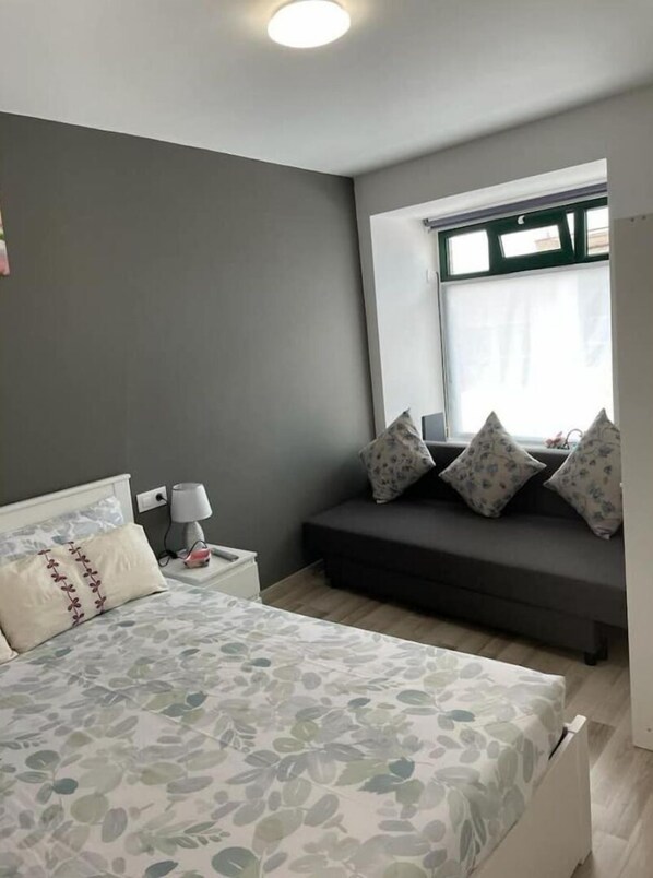 1 bedroom, iron/ironing board, free WiFi, bed sheets