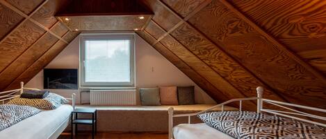 Memory foam beds, desk, laptop workspace, soundproofing