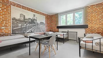 1 habitación, camas con pillow-top, escritorio y insonorización