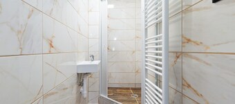 Hostel na Šalamouně