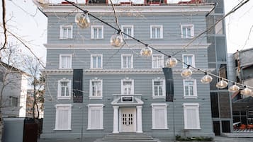 Fachada de la propiedad