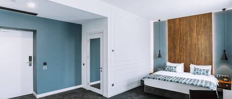 Ropa de cama de alta calidad y minibar