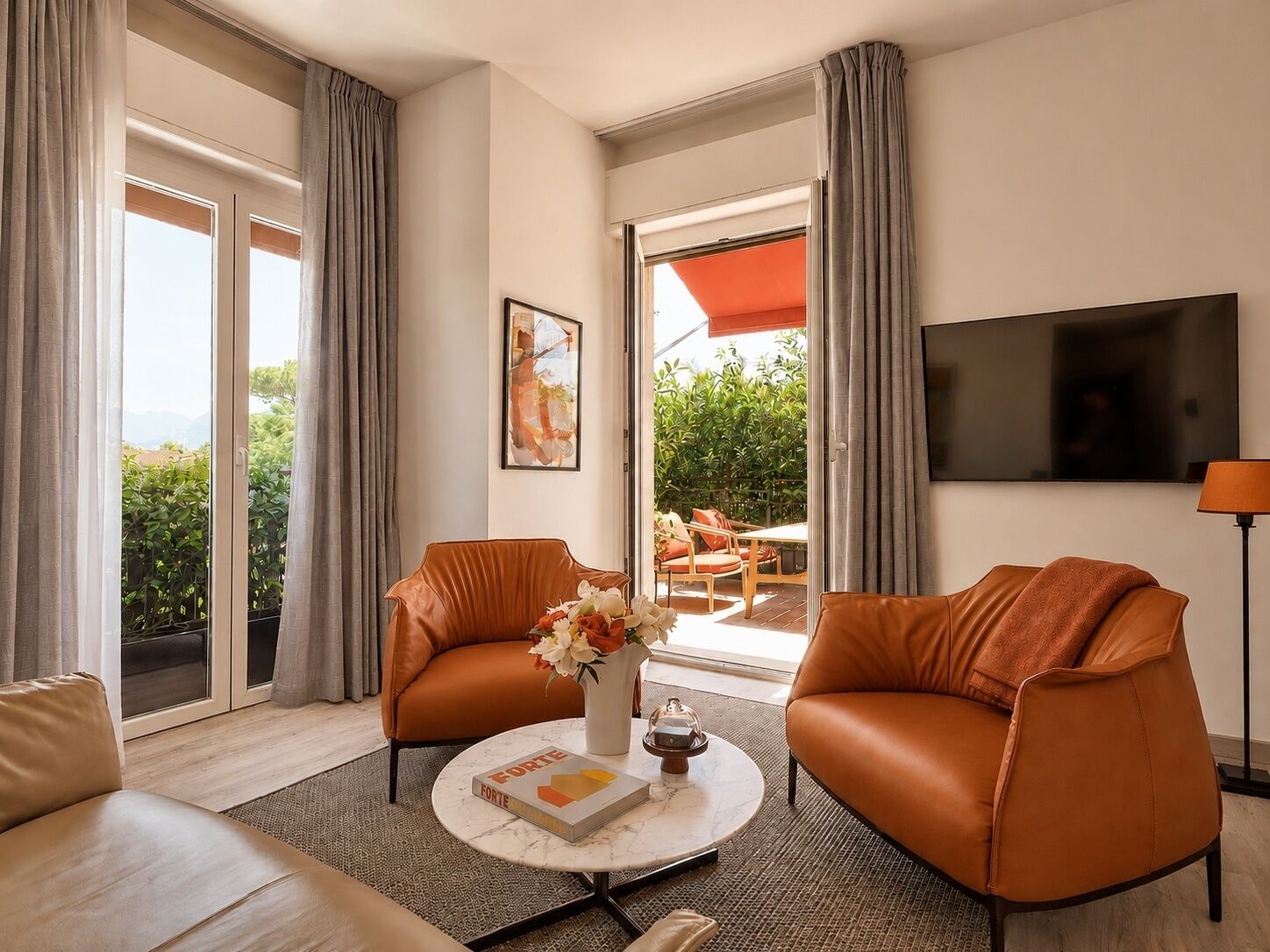 One-Bedroom Suite with Terrace | Bộ đồ giường kháng dị ứng, chăn bông, nệm có lớp đệm bông, minibar 